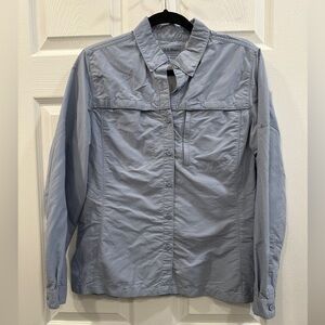 L.L Bean Women's Tropicwear vented button down Shirt Long-Sleeve size M EUC